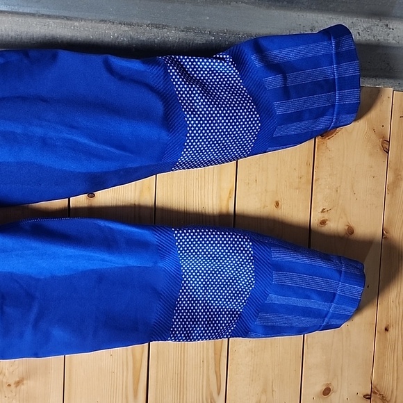 IVY PARK Leggings size small - Picture 7 of 8